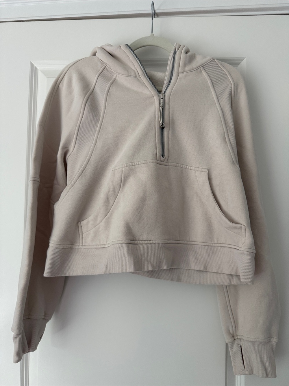 Women’s cropped scuba hoodie